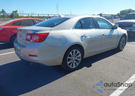 2015 Chevrolet Malibu 1Lz z USA, uszkodzony, nr VIN 1G11F5SL4FF269821